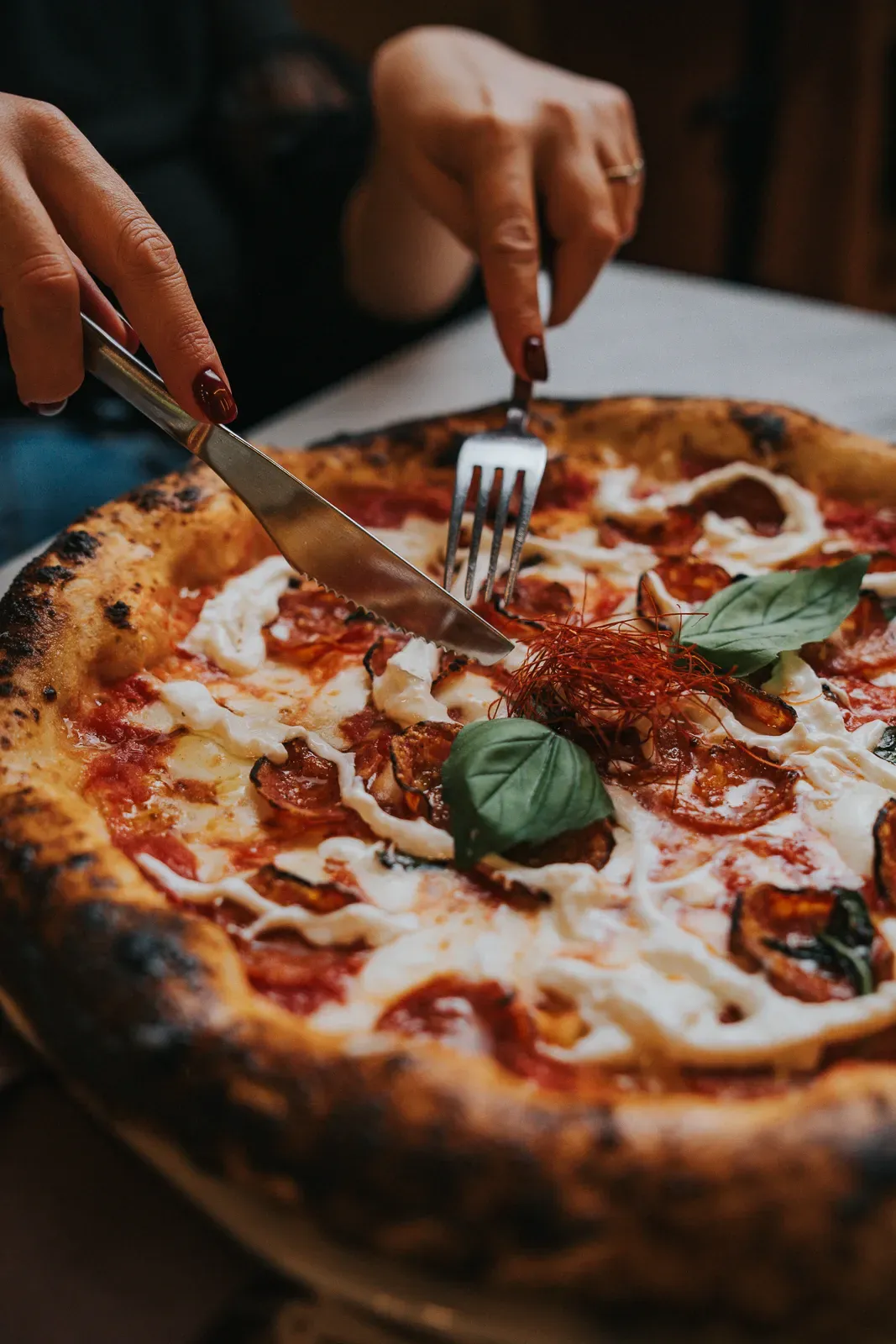 Photography for pizzerias: a pizza photographed for Keste